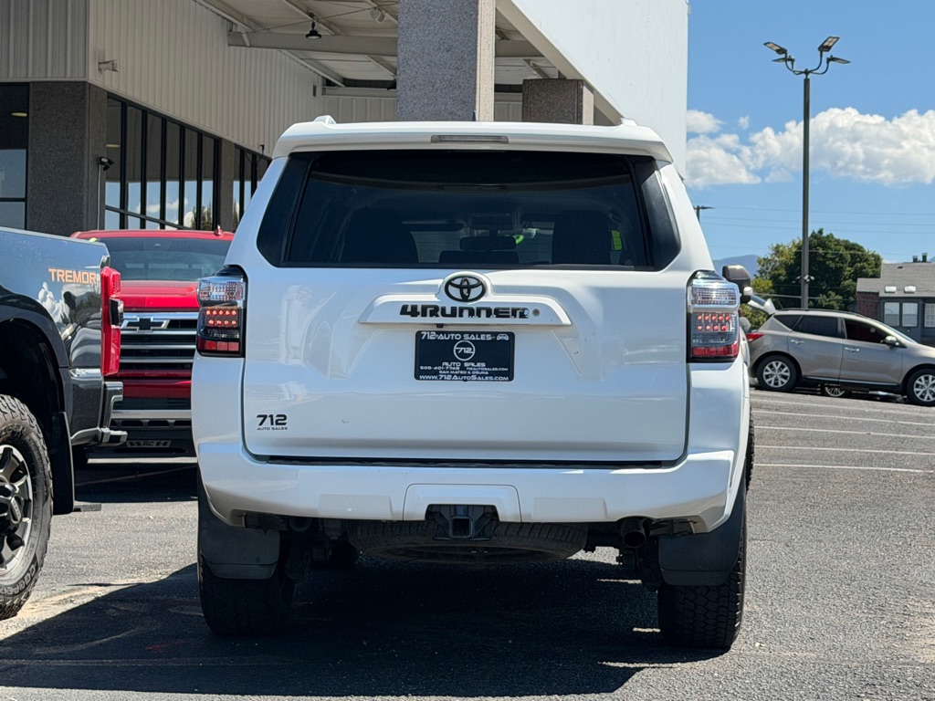 Photo 49 of this TOYOTA 4RUNNER
