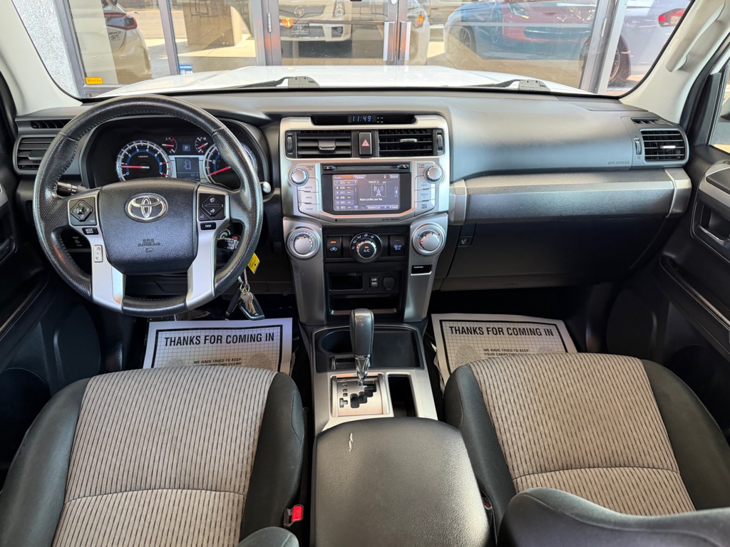 Photo 25 of this TOYOTA 4RUNNER