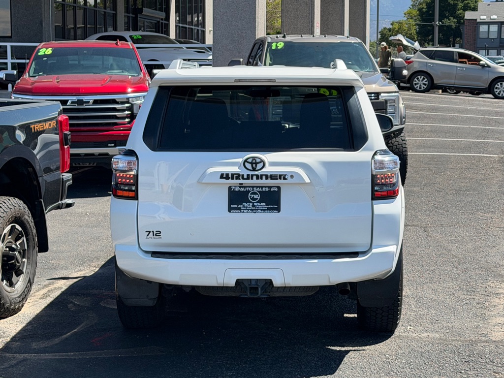 Photo 48 of this TOYOTA 4RUNNER