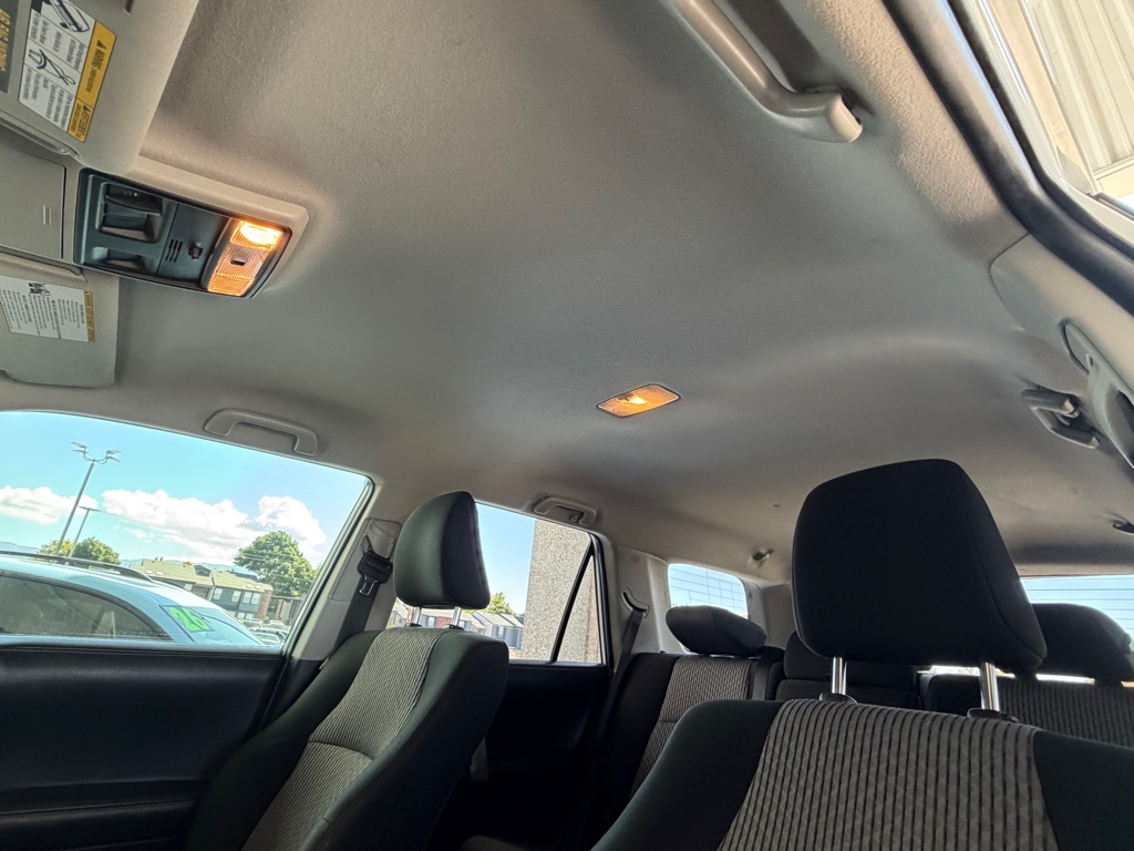 Photo 18 of this TOYOTA 4RUNNER