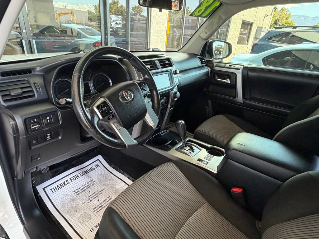 Photo 5 of this TOYOTA 4RUNNER