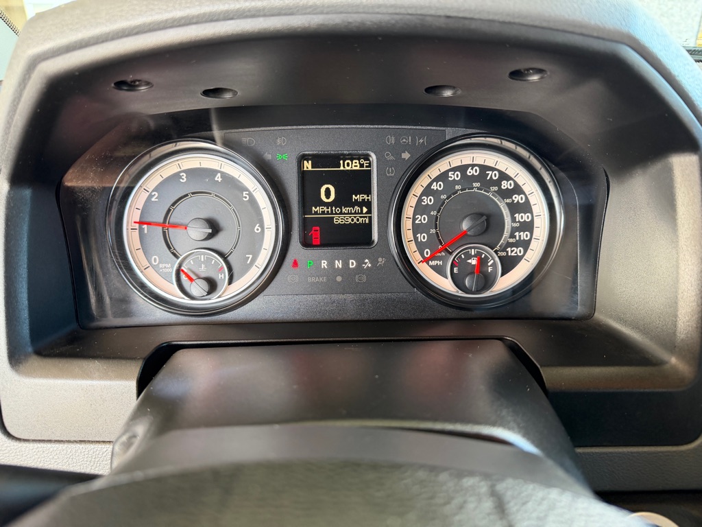 Photo 11 of this RAM 1500 CLASSIC