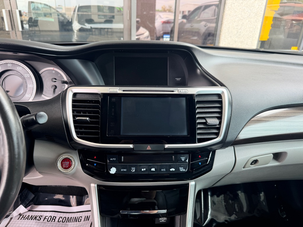 Photo 13 of this HONDA ACCORD