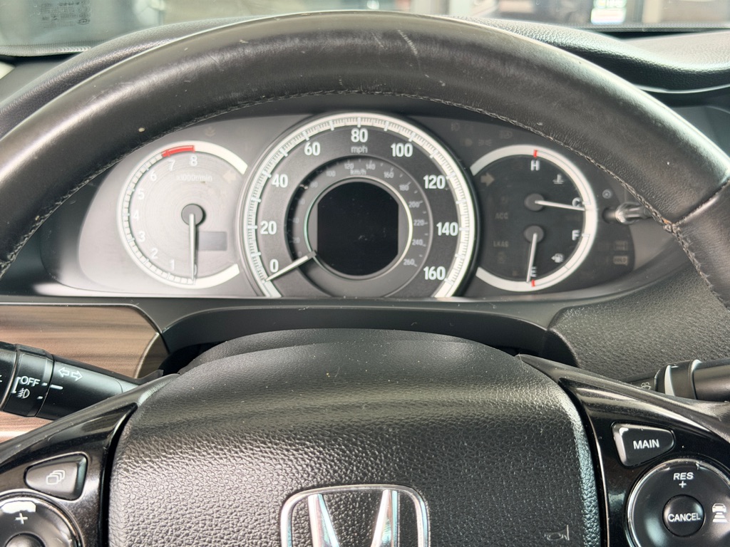 Photo 9 of this HONDA ACCORD