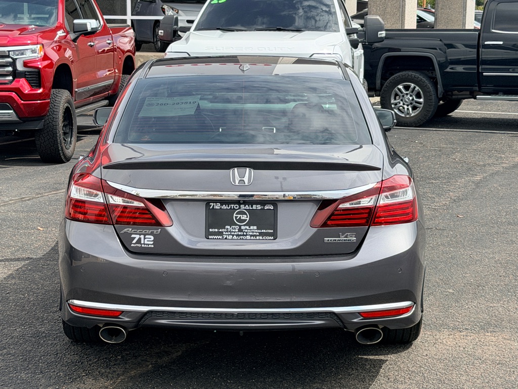 Photo 33 of this HONDA ACCORD