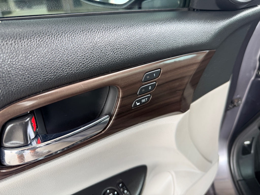 Photo 10 of this HONDA ACCORD