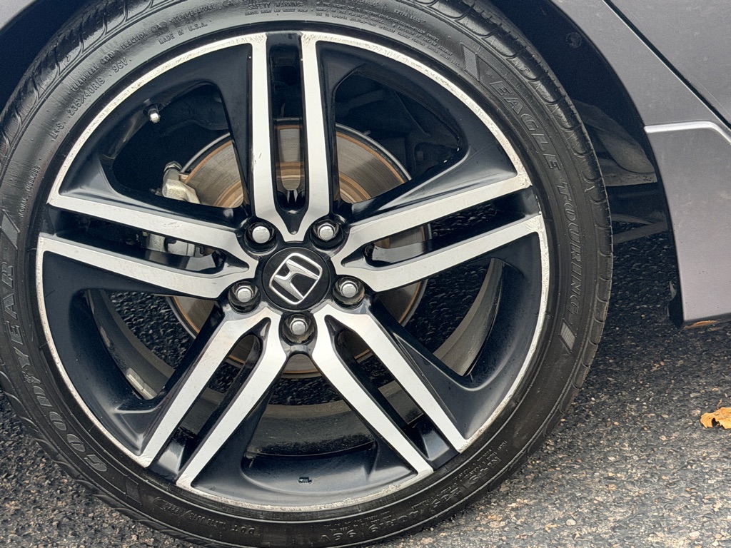 Photo 45 of this HONDA ACCORD
