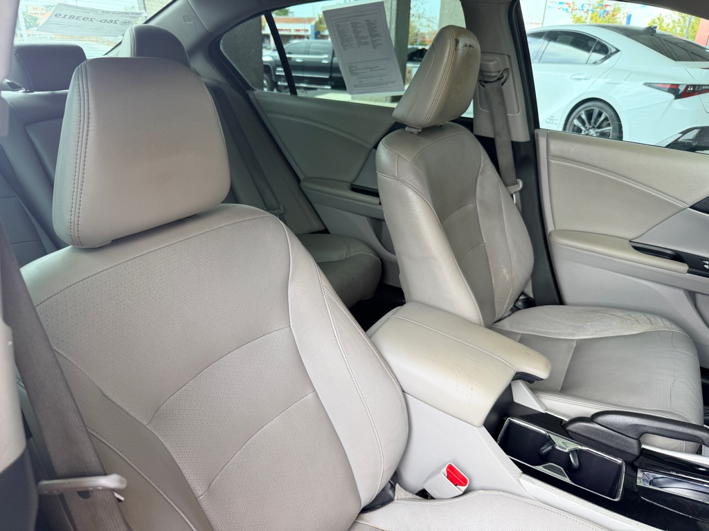 Photo 20 of this HONDA ACCORD
