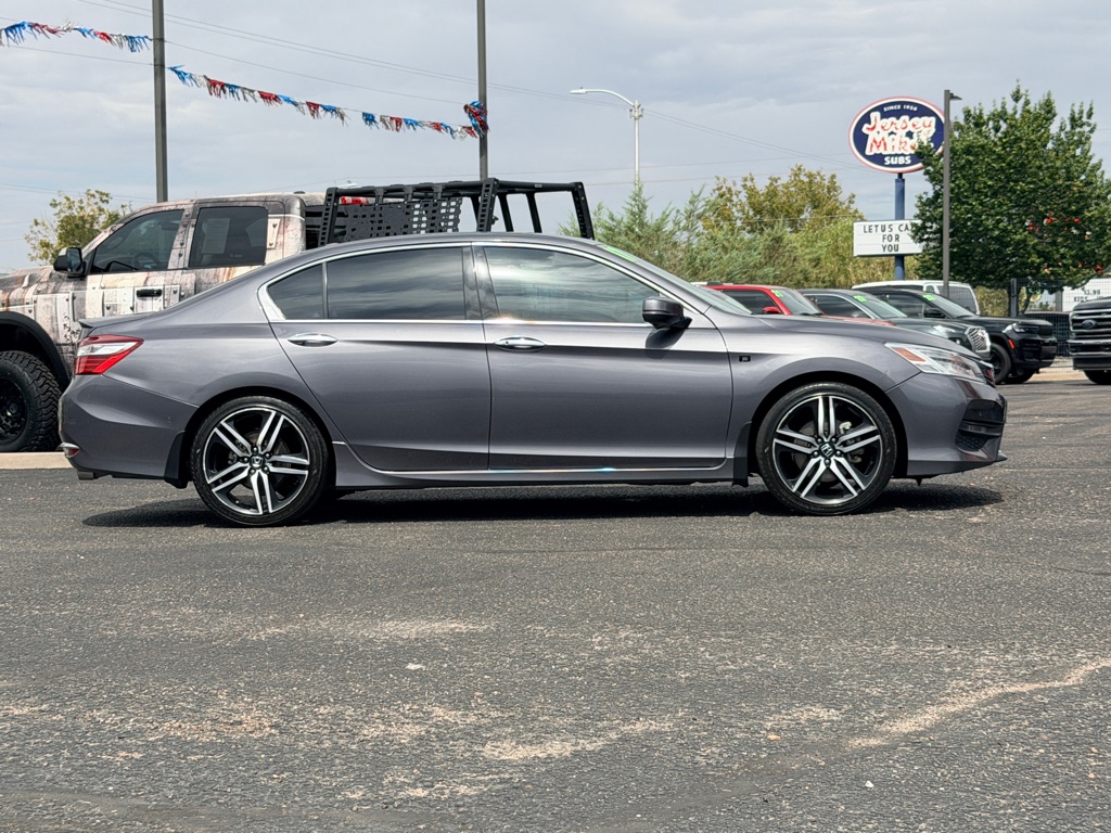 Photo 39 of this HONDA ACCORD