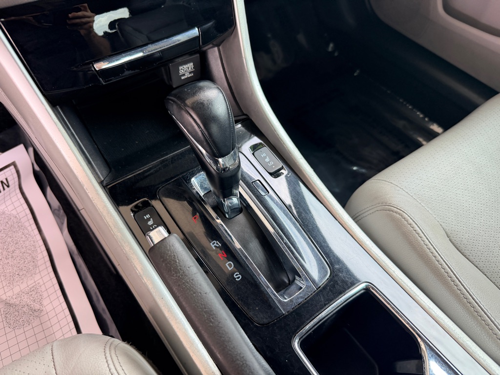 Photo 11 of this HONDA ACCORD