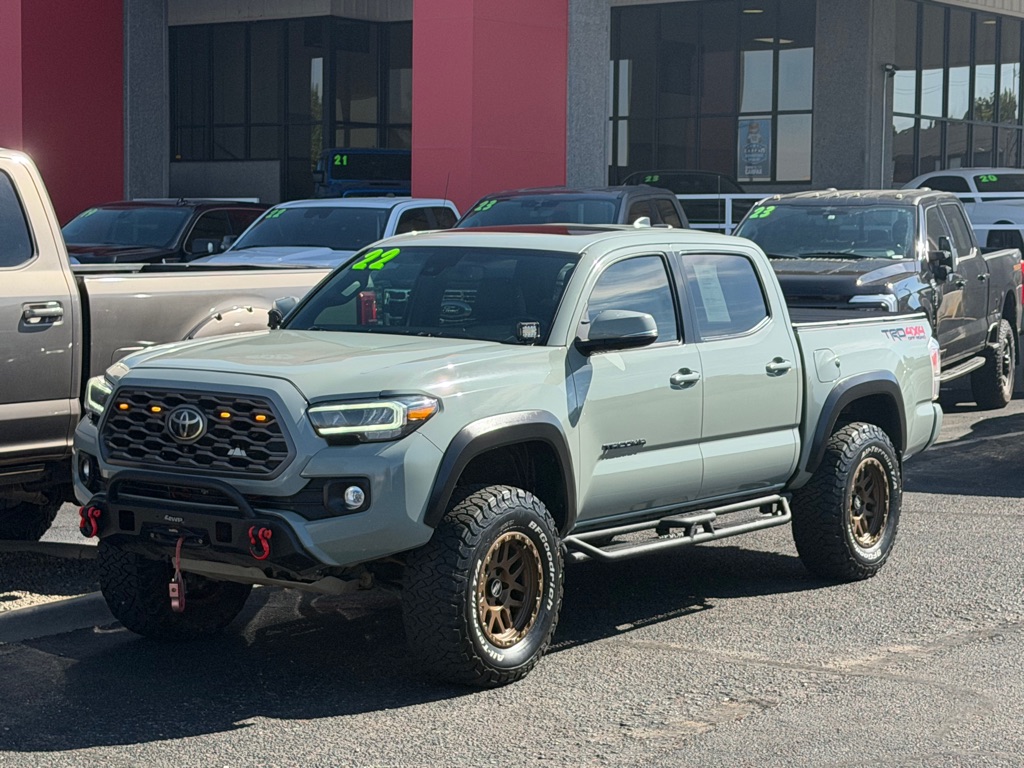 Photo 39 of this TOYOTA TACOMA