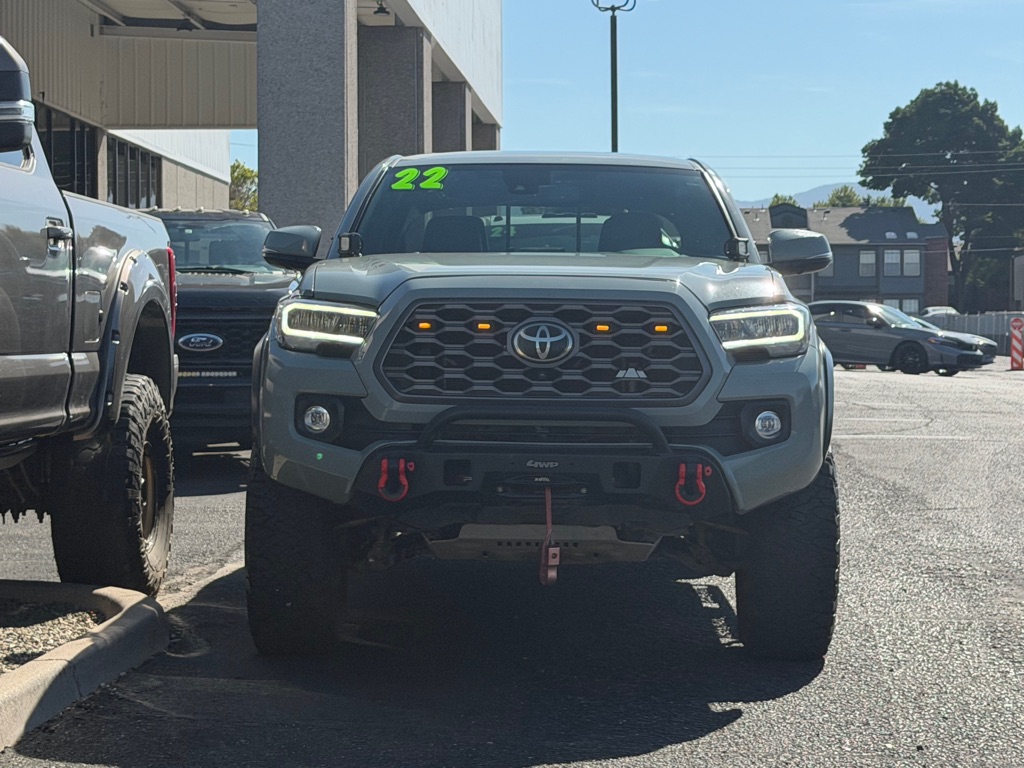 Photo 38 of this TOYOTA TACOMA