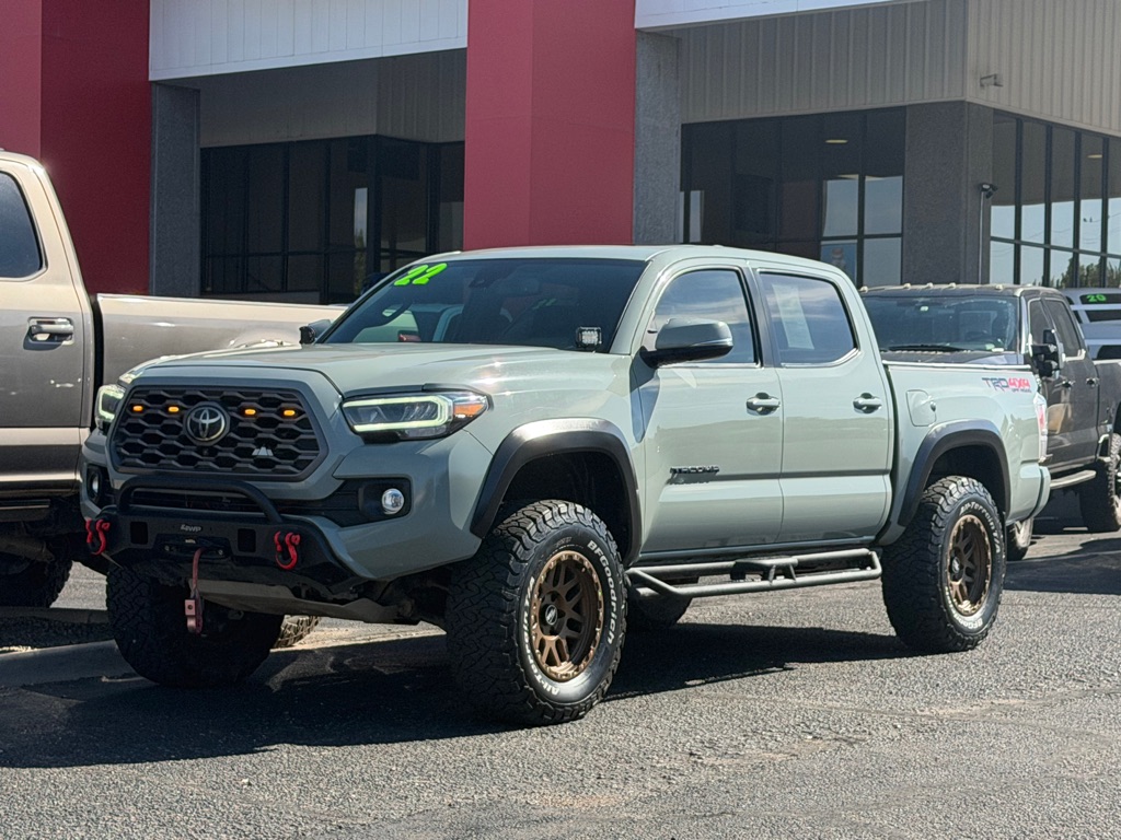 Photo 40 of this TOYOTA TACOMA