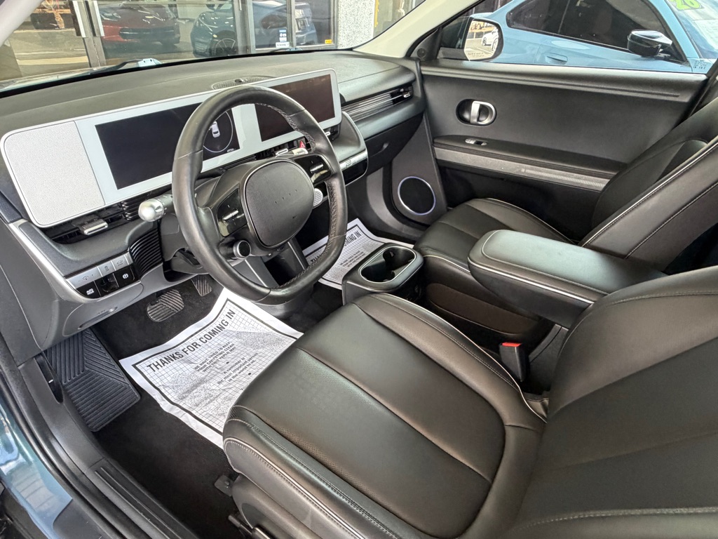 Photo 9 of this HYUNDAI IONIQ 5