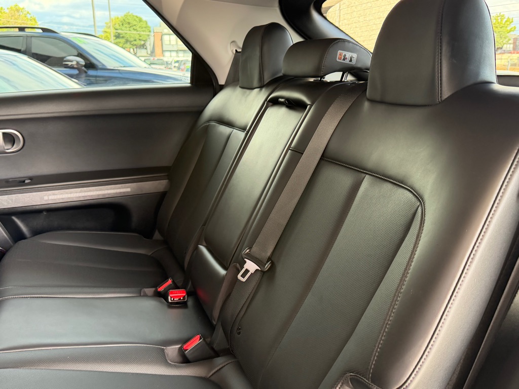 Photo 26 of this HYUNDAI IONIQ 5