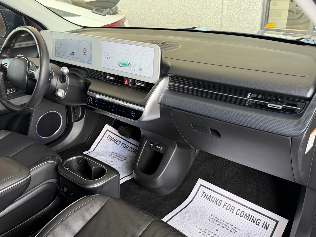 Photo 41 of this HYUNDAI IONIQ 5