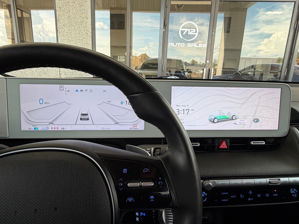 Photo 17 of this HYUNDAI IONIQ 5