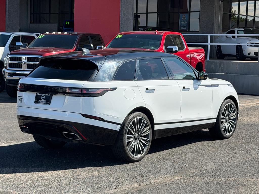 Photo 41 of this LAND ROVER RANGE ROVER VEL