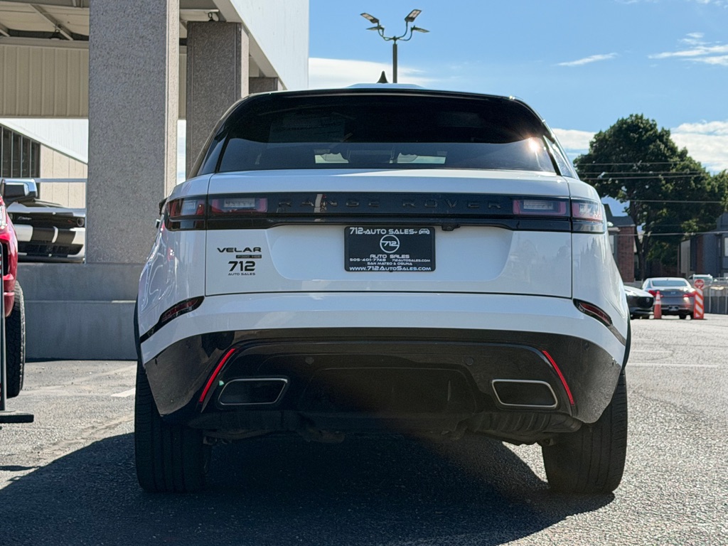 Photo 44 of this LAND ROVER RANGE ROVER VEL