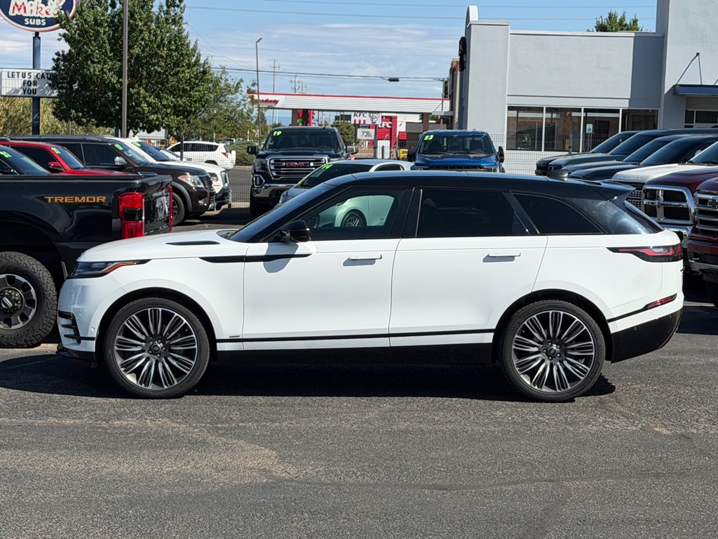Photo 2 of this LAND ROVER RANGE ROVER VEL