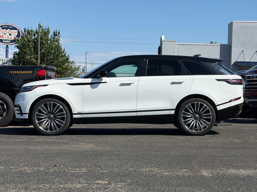 Photo 48 of this LAND ROVER RANGE ROVER VEL