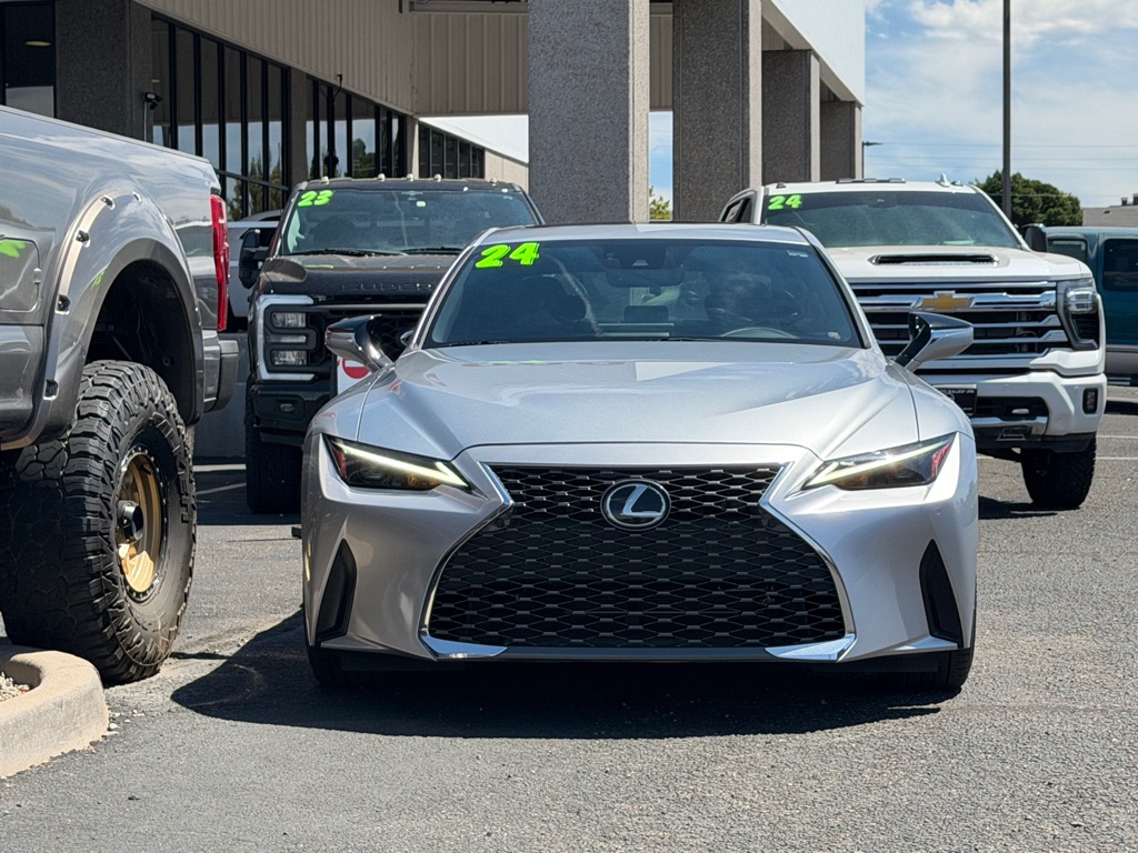 Photo 41 of this LEXUS IS