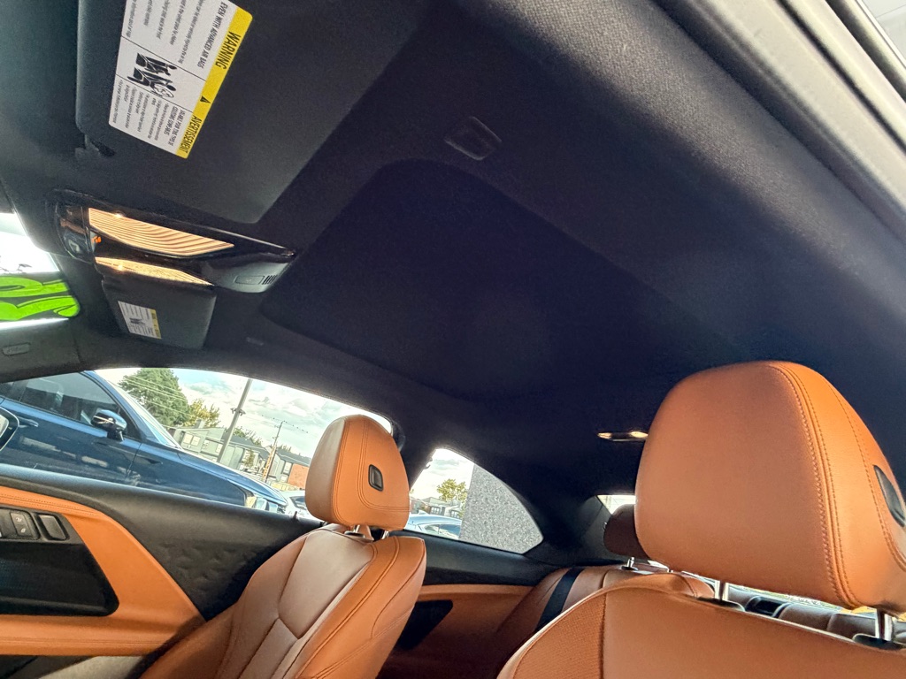 Photo 19 of this BMW M240XI