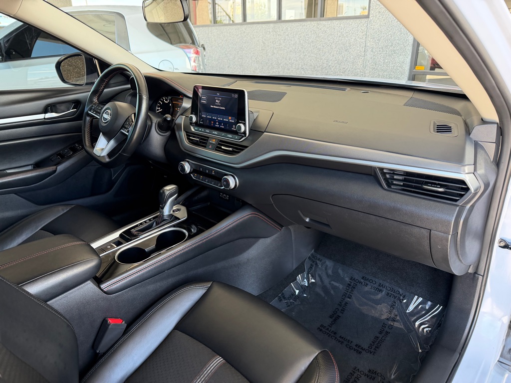 Photo 30 of this NISSAN ALTIMA