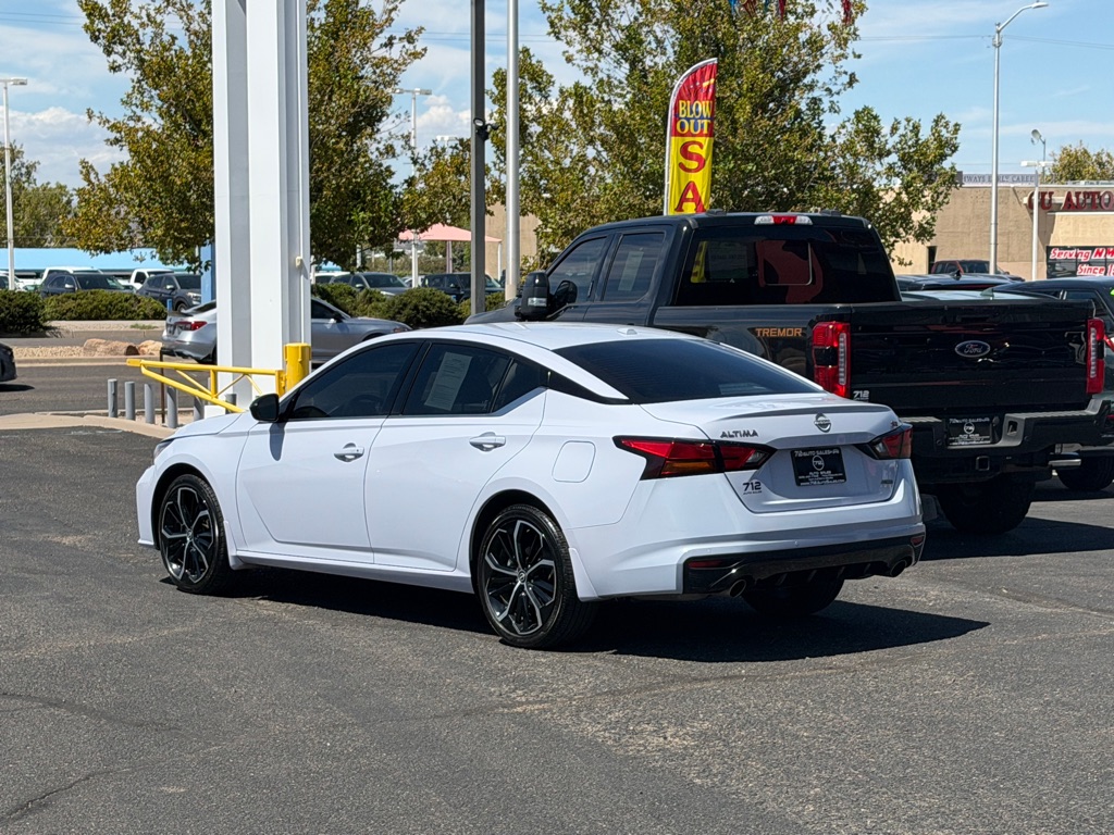 Photo 39 of this NISSAN ALTIMA