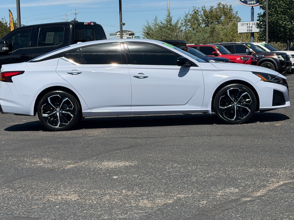 Photo 49 of this NISSAN ALTIMA