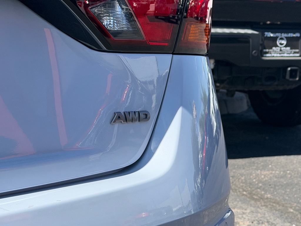 Photo 42 of this NISSAN ALTIMA