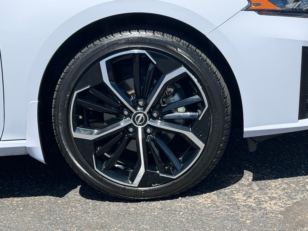 Photo 53 of this NISSAN ALTIMA