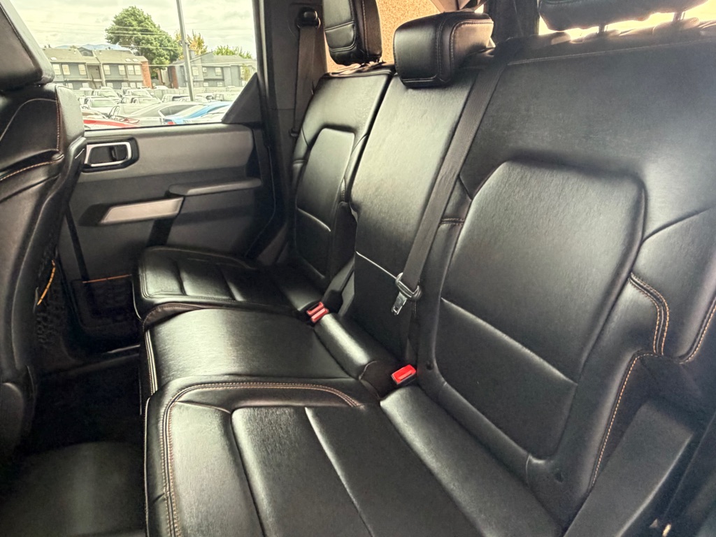 Photo 22 of this FORD BRONCO