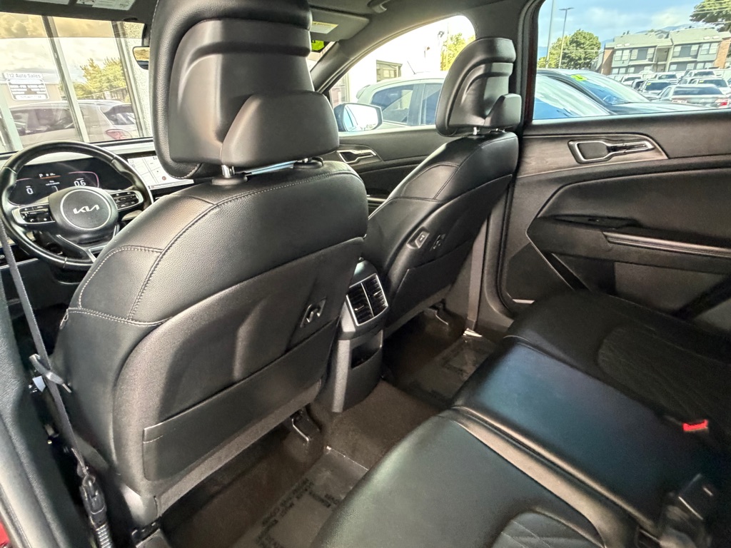 Photo 23 of this KIA SPORTAGE