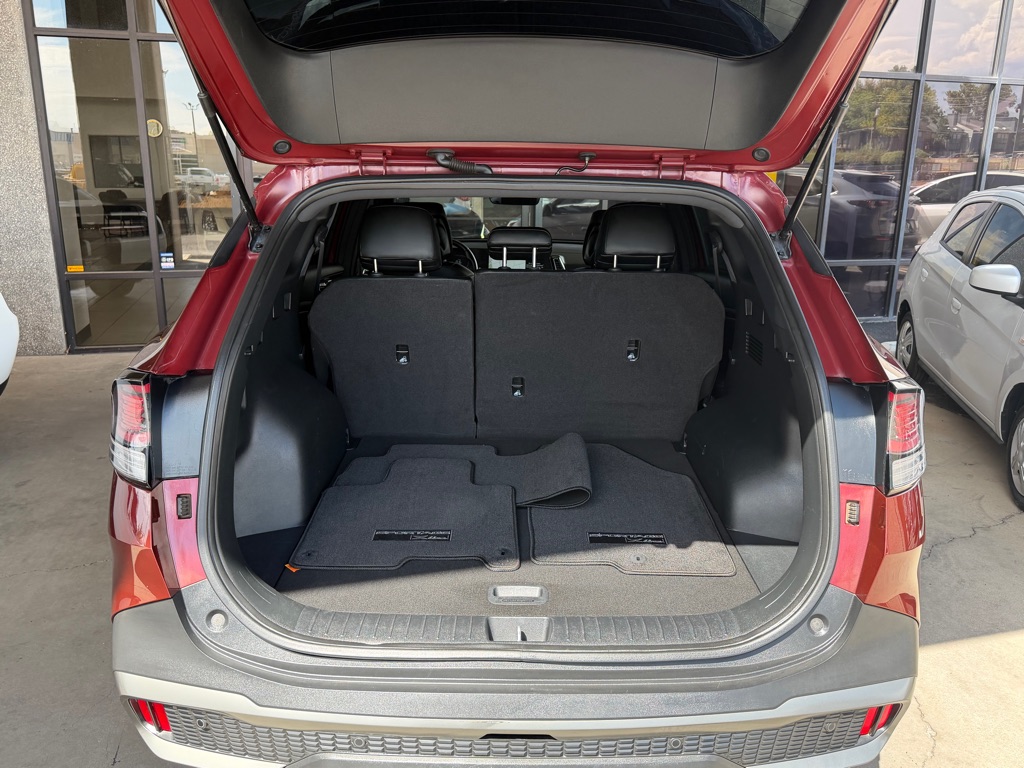 Photo 27 of this KIA SPORTAGE