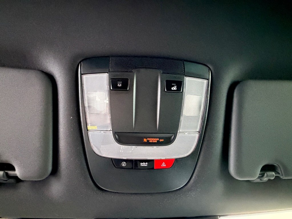Photo 17 of this KIA SPORTAGE