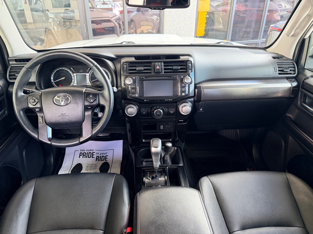 Photo 15 of this TOYOTA 4RUNNER