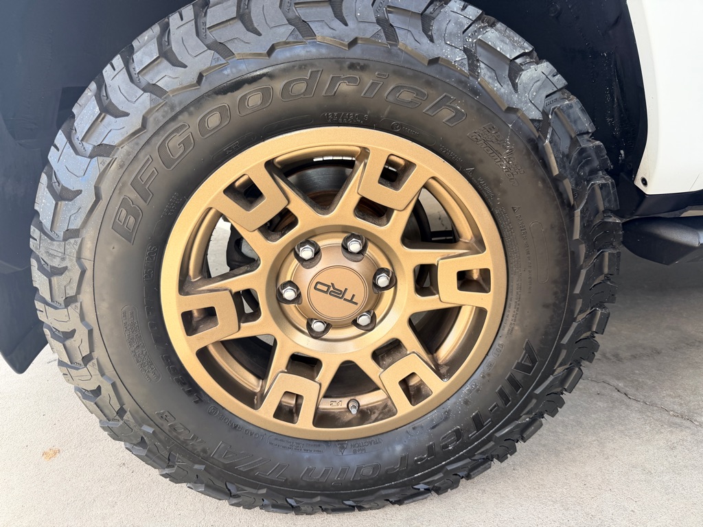 Photo 42 of this TOYOTA 4RUNNER