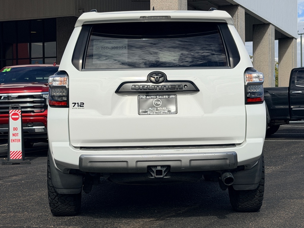 Photo 33 of this TOYOTA 4RUNNER