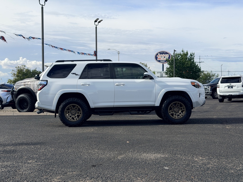 Photo 37 of this TOYOTA 4RUNNER