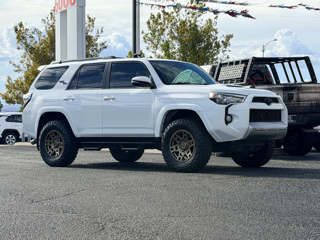 Photo 39 of this TOYOTA 4RUNNER
