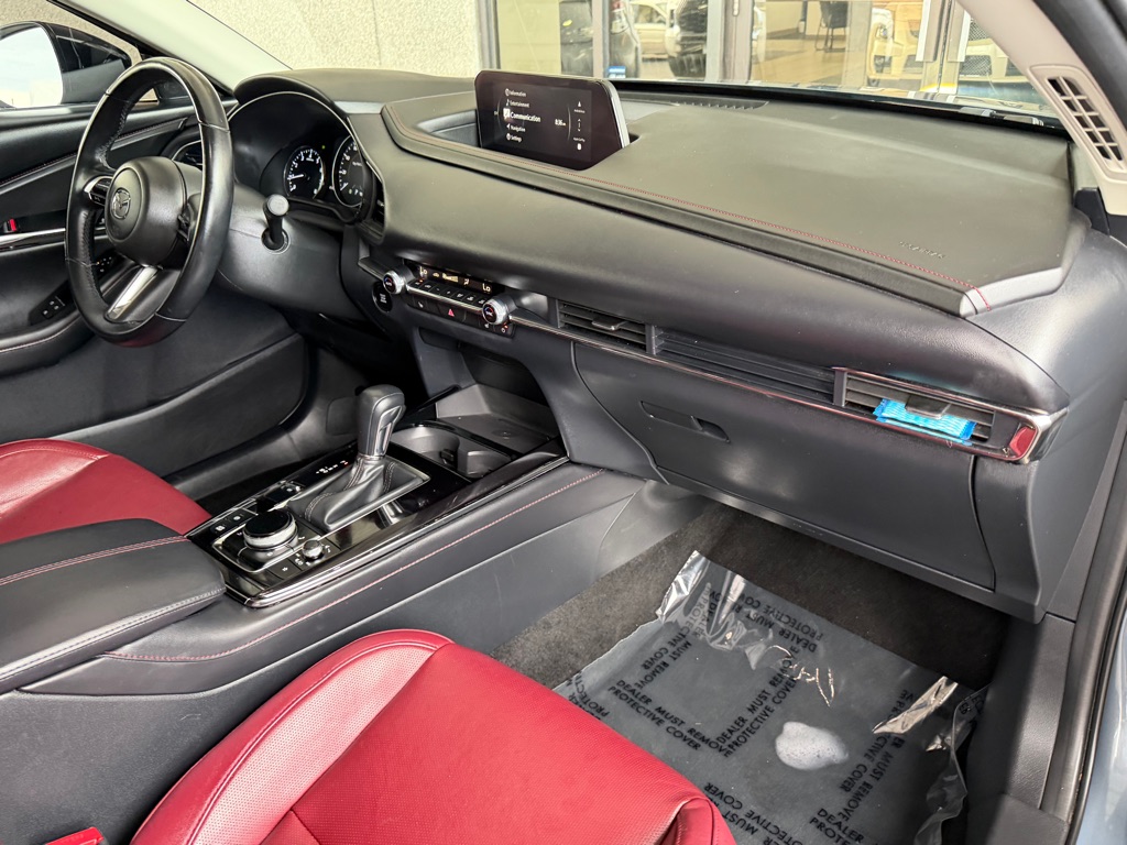 Photo 34 of this MAZDA CX-30