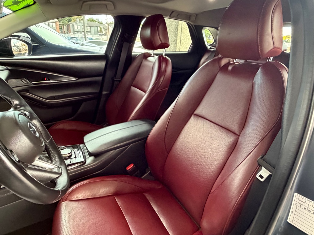Photo 6 of this MAZDA CX-30