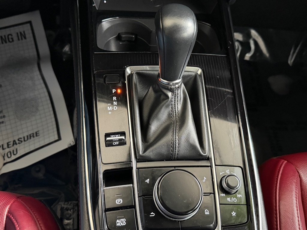 Photo 14 of this MAZDA CX-30