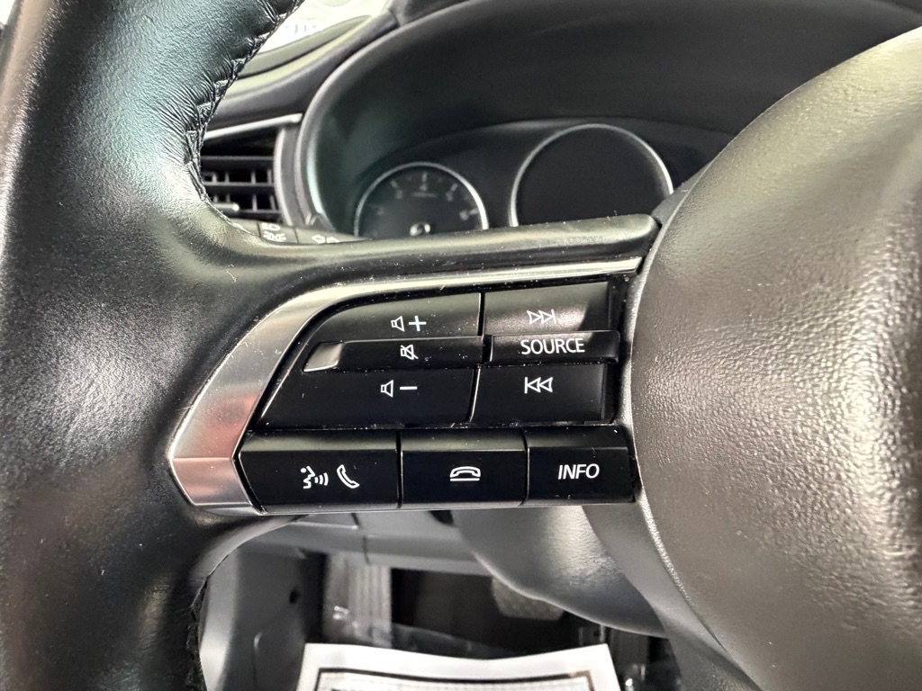 Photo 9 of this MAZDA CX-30
