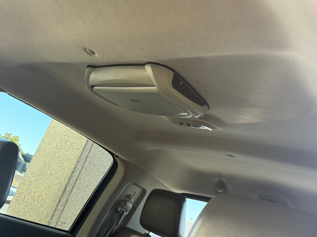 Photo 18 of this DODGE RAM 2500