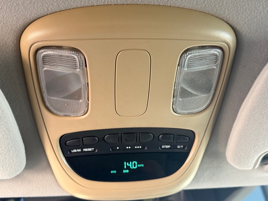 Photo 16 of this DODGE RAM 2500