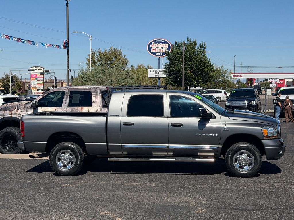 Photo 50 of this DODGE RAM 2500