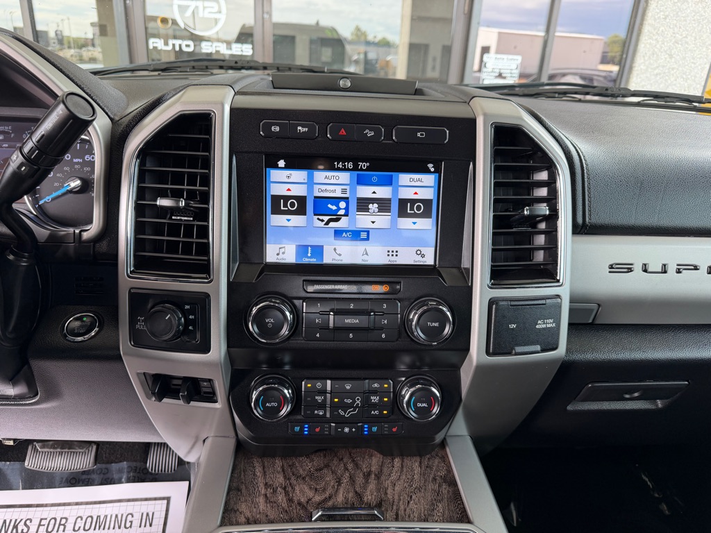 Photo 11 of this FORD F250