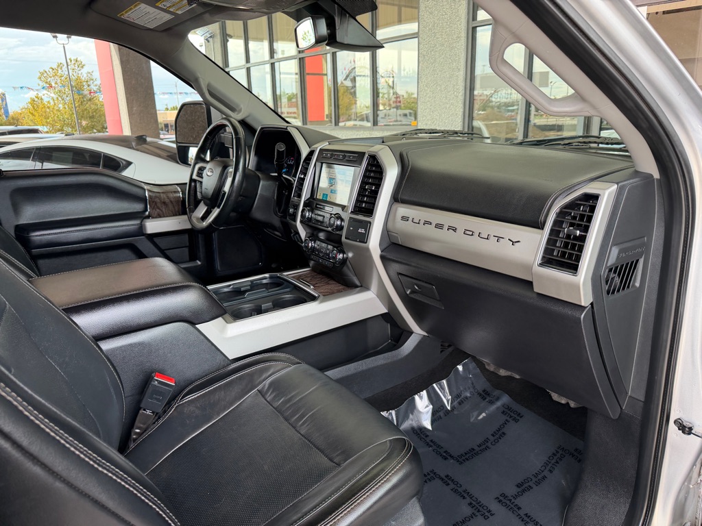 Photo 30 of this FORD F250